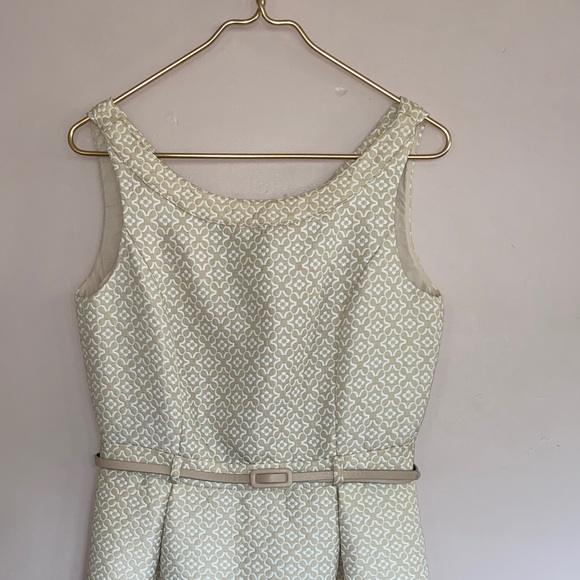 ModCloth‎ - Picture 6 of 8